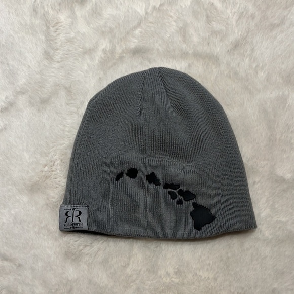 Winter hat for those much cooler days - Picture 2 of 2
